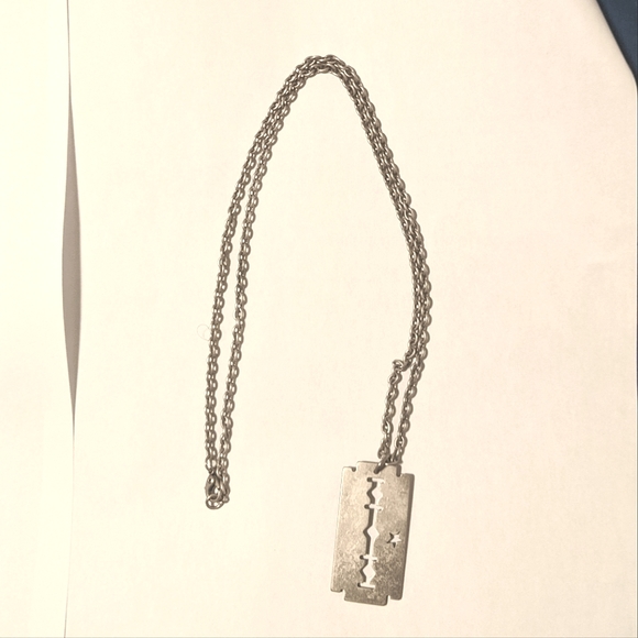 3/$15 Men's Army Tag and Pendant Chain set - Picture 4 of 5
